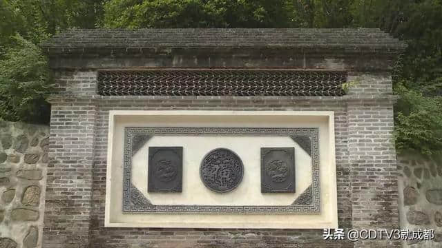 这个小长假去哪儿？鹤鸣山深处，寻找被隐藏的“世外桃源”