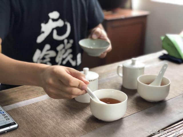 爱茶人必看，茶圣陆羽不为人知的人生经历